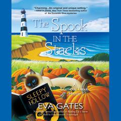 The Spook in the Stacks: A Lighthouse Library Mystery Audiobook, by Eva Gates